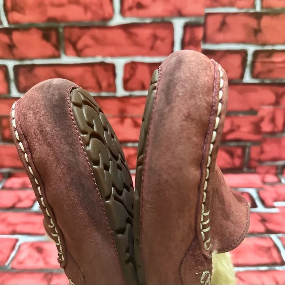 UGG Australia Ansley 3312 Red Burgundy shoes 7